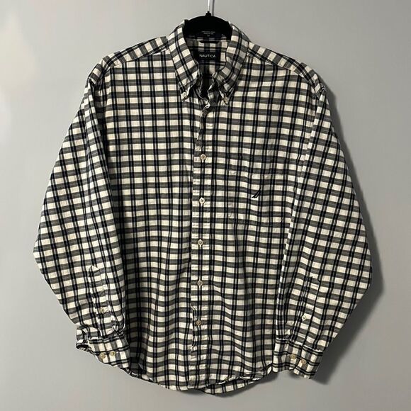 Mens’ Nautica Button Down Shirt Size M - Picture 1 of 4